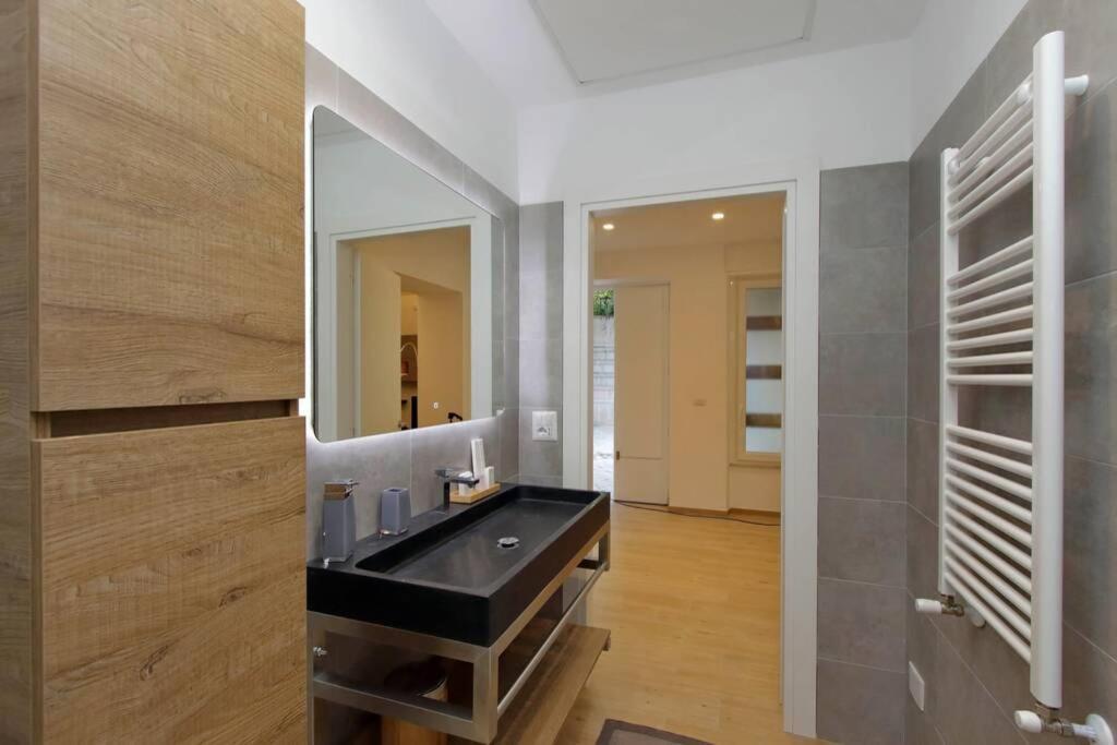 Aventino Contemporary Apartment Rome Exterior photo